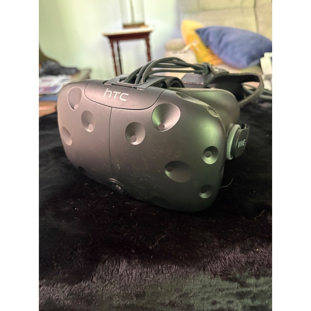 HTC Vive VR Headset Original Model Virtual Reality Black HMD Only